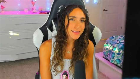 CoD streamer Nadia slams “haters” still calling her a cheat as ...